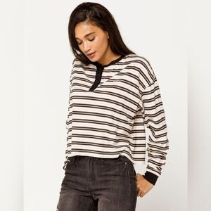 RVCA Severin Stripe Henley Womens SZ Medium Grunge Punk Y2K Retro Tomboy Casual